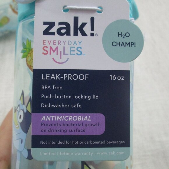 2 x Zak Design Reusable Leakproof Plastic Water Bottle Kids Blue 16‎ fl oz - Picture 4 of 5